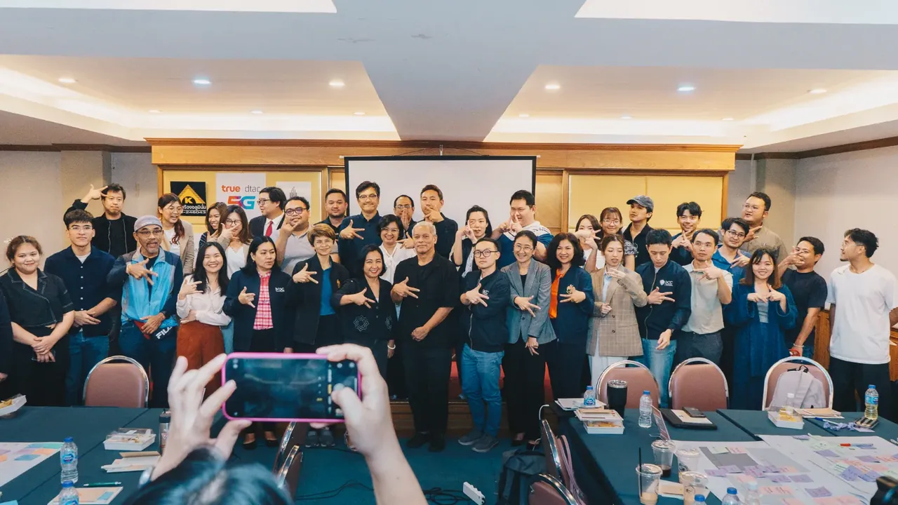 ผู้เข้าร่วมเวิร์กชอป Train the Makers @ Korat